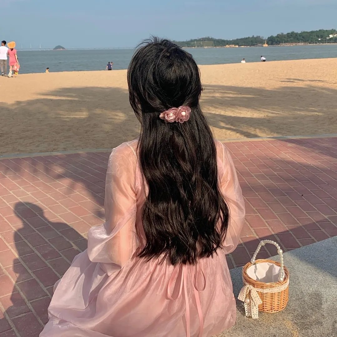 战鼓轻悄